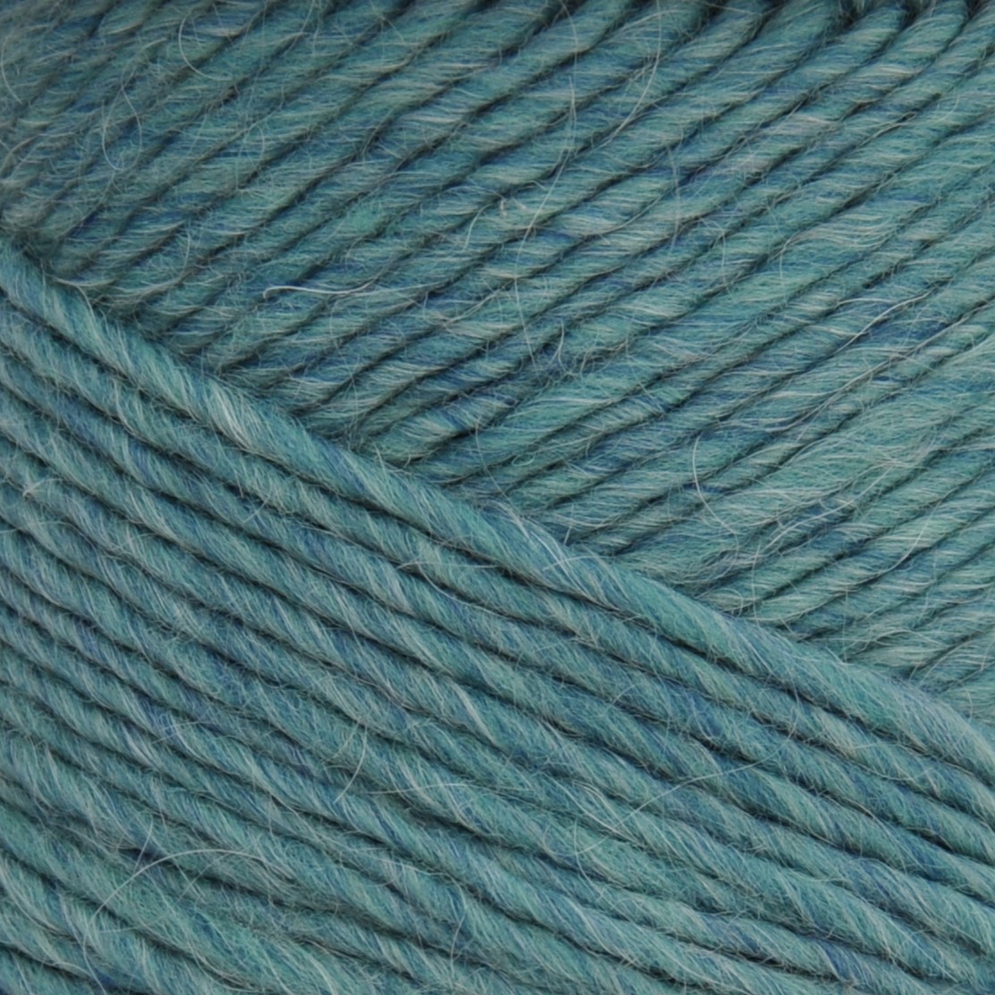 Lamb's Pride Worsted Seaside M226 at
                    Countrywool